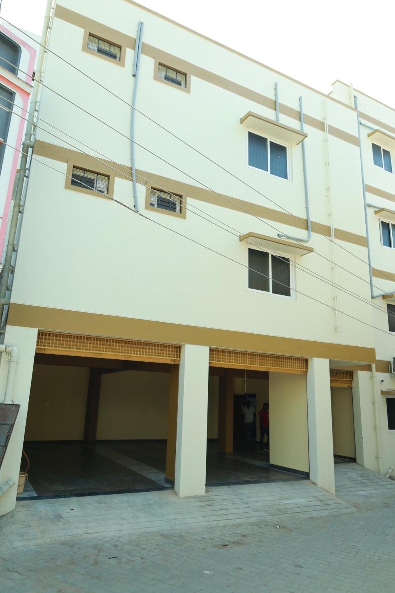Rv Residency Hotel Wodapatti Bagian luar foto