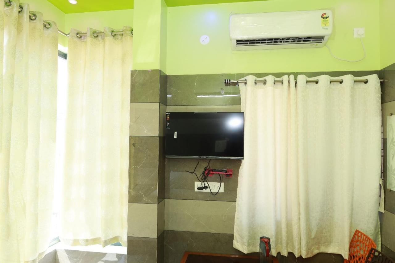 Rv Residency Hotel Wodapatti Bagian luar foto